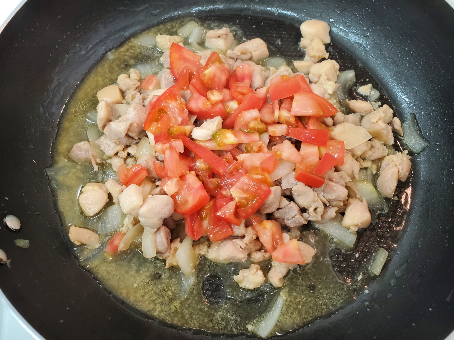 鶏肉のトマトチーズ焼き ぬくもりのおうち保育給食レシピ集